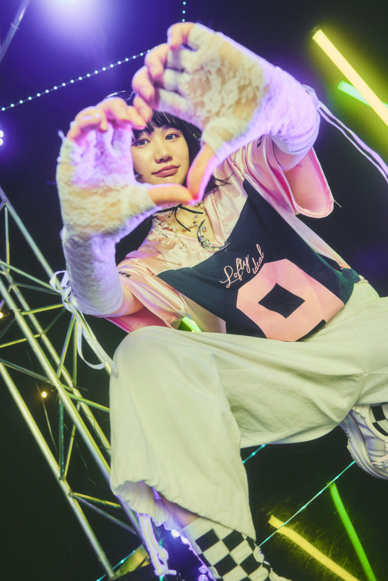 model：丸さま(＠guruugs) photo：Shingo Vivaさま(＠shingo_viva) make：尾関南海さま(＠mina_hairandmake)